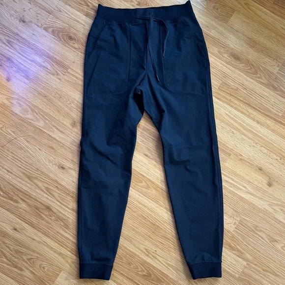 Lululemon Navy Joggers - Men’s size S - Picture 2 of 11